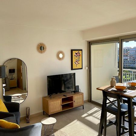 Studio Avec Vue Sur Marina Et Mer - 2 Adultes Et 1 Enfant Maximum Mandelieu Zewnętrze zdjęcie