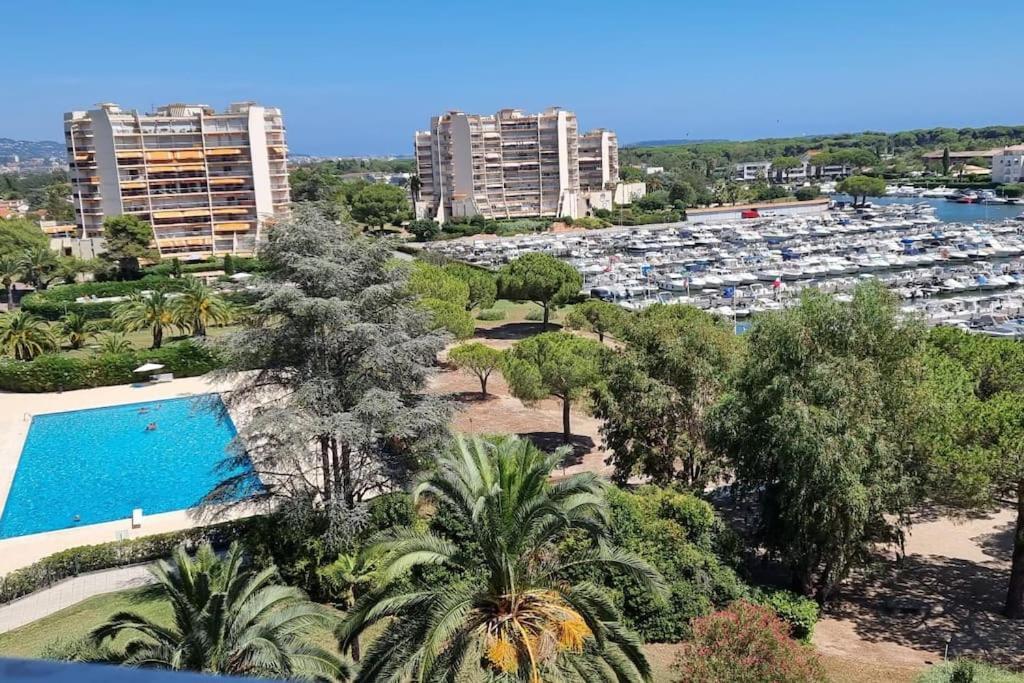 Studio Avec Vue Sur Marina Et Mer - 2 Adultes Et 1 Enfant Maximum Mandelieu Zewnętrze zdjęcie